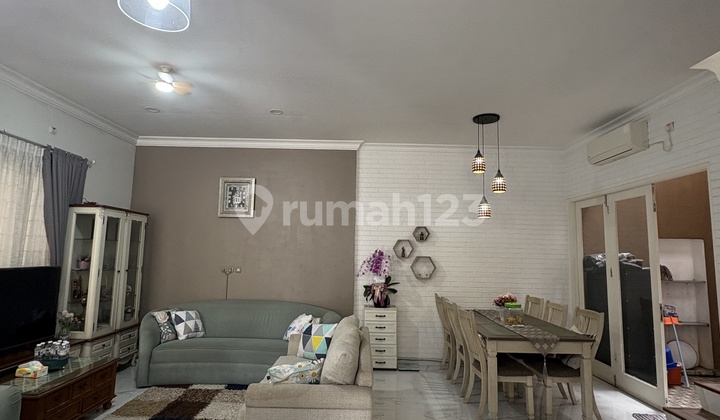 Termurah!! Dijual Cepat Rumah Hook Cantik Terawat di Nusaloka Bsd 2