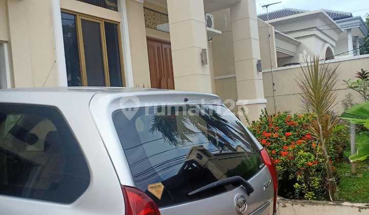 For Sale Nice House Ready to Occupied Cempaka Putih Tengah