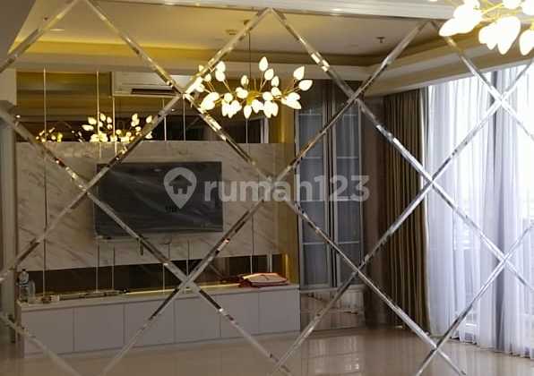 Dijual Apartment 2 BR Semi Furnished Desain Interior di High Floor Yukata Suites Alam Sutera 2