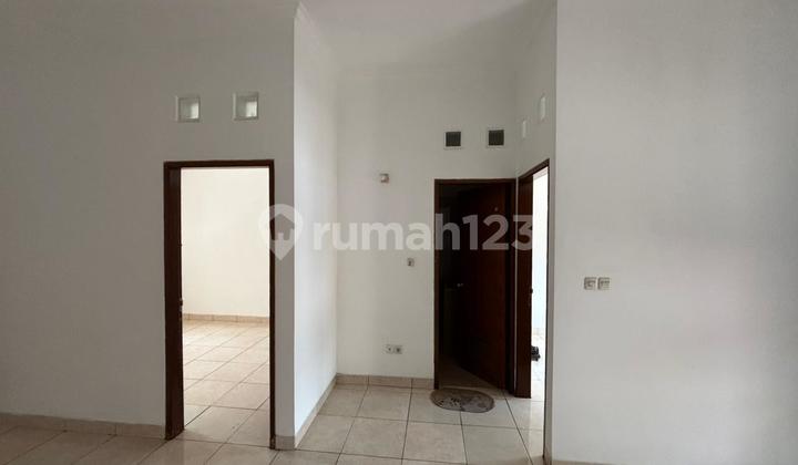 Dijual Rumah SHM Lokasi Strategis Siap Huni di Villa Melati Mas Tangerang 2