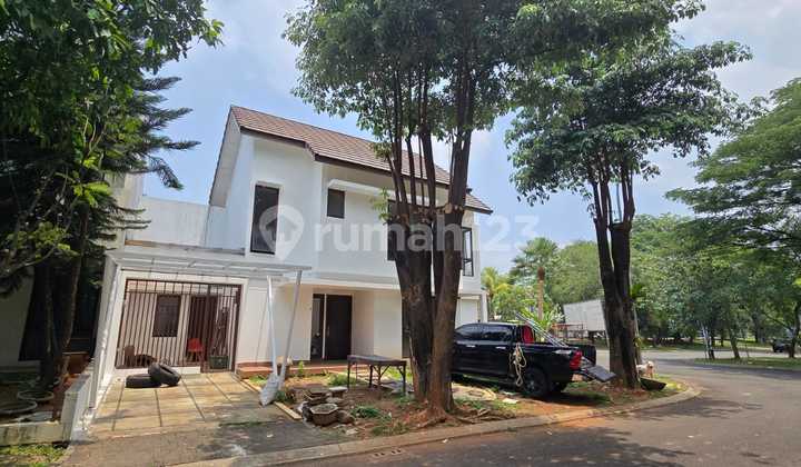 Dijual Rumah Terenovasi 2 Lantai SHM di Cluster Eternity, The Icon, BSD