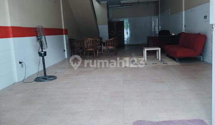 For Sale 3-Story Shop House Facing Main Road in Villa Melati Mas 2
