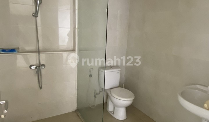 Dijual Rumah Free Biaya Renov Harga Bagus Sutera Victoria Alam Sutera Tangerang 2