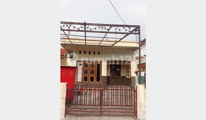 Land Near UDINUS Suitable for Building a Boarding House in Central Semarang