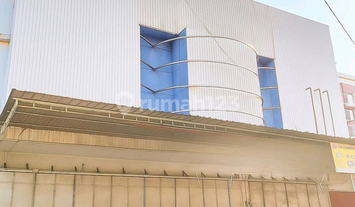 Cheap Spacious 2-Story Shop House by Main Road Easy Access in Tugu