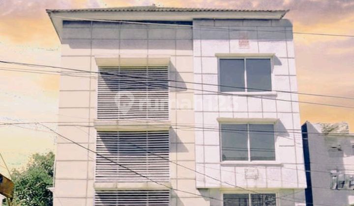 Cheap 4-Story Ruko in the City Center, Beside the Main Road in Pamularsih 1