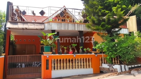Rumah Bagus Murah 2 Lantai Furnished di Semarang Barat 1