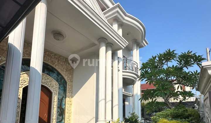 Rumah Mewah 2 Lantai Dekat Undip Tembalang Ada Kolam Renang Gym 2