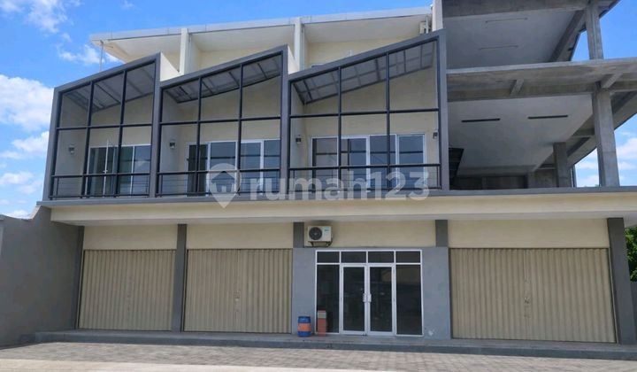 Affordable 3-Storey Shophouse Near Semarang Airport 1