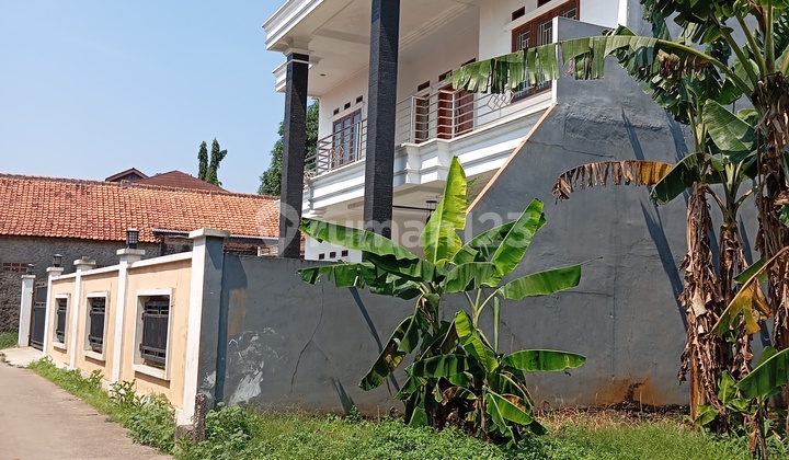 Rumah 2 Lt Mewah Strategis Dekat Fasilitas Premium Grand Wisata  2