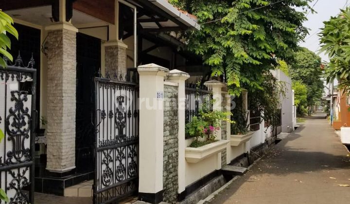 Rumah 2 Lt Strategis Nyaman 5 Mnt ke Stasiun Klender Nego Keras 2