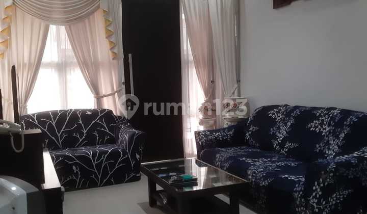 Ready-to-Occupy Minimalist House Flood-Free in Jakasampurna, Bekasi 2