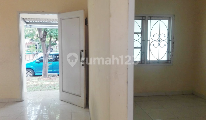 Premium Cluster House in Grand Wisata Strategic Location Priced Below Market Value Premium Cluster House in Grand Wisata Strategic Location Priced Below Market Value