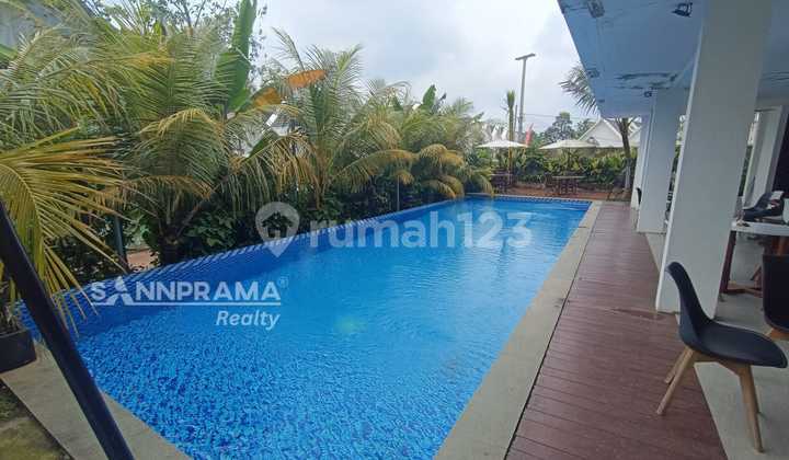 Rumah Resort Full Furnished dengan Taman dan Area Hijau Dikawasan Sawangan Depok 2