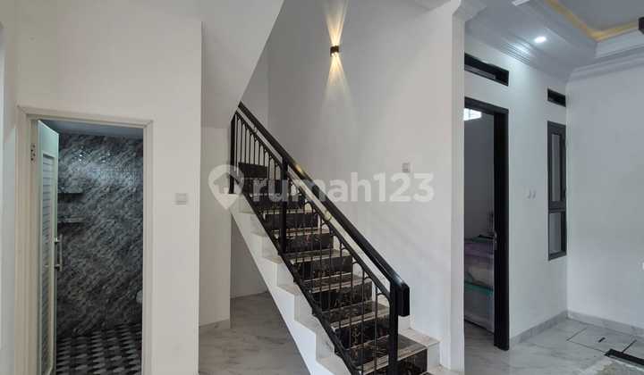 Rumah Baru Mewah Dalam Komplek Maharaja Pancoran Mas Depok 2