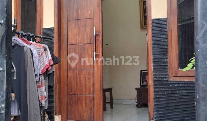 Rumah Second Dijual Cepat(Bu) Lokasi Strategis Ditanah Baru Beji Depok 2