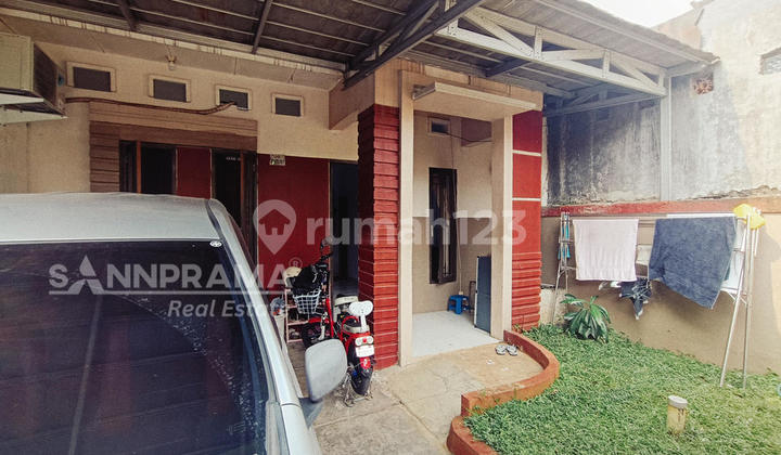 Ready-to-Occupy House Inside Permata Depok Regency Housing, Very Safe and Comfortable with Security at Every Cluster Gate. 2