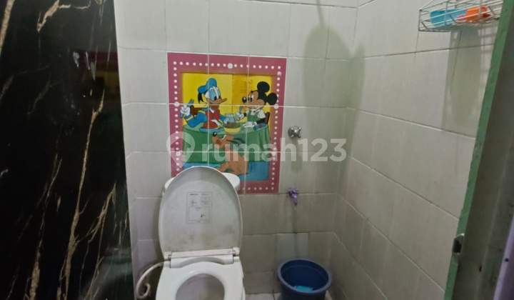 Rumah Second Terawat Didalam Cluster Dekat Gerbang Grand Depok City dengan Akses yang Gampang Kemana Mana 2