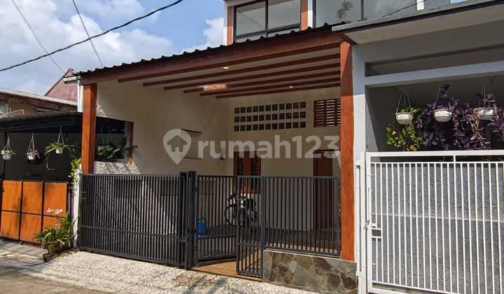 Rumah 2 Lantai Siap Huni Di Perumahan Beji Depok 2