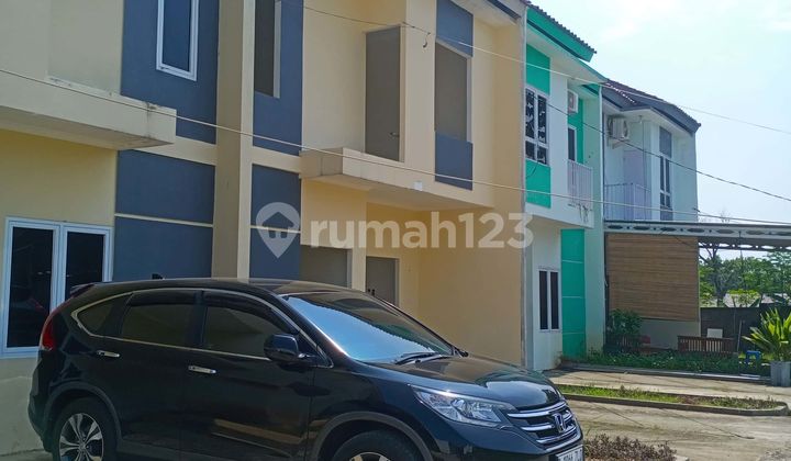 2-Story House in the Nyamandipengasinan Cluster, Depok 2