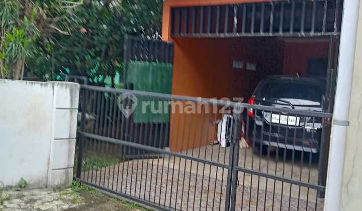 Dijual Rumah Second Lokasi Strategis Dekat Terminal Bubulak Setugede Bogor Barat Dijual Rumah Second Lokasi Strategis Dekat Terminal Bubulak Setugede Bogor Barat