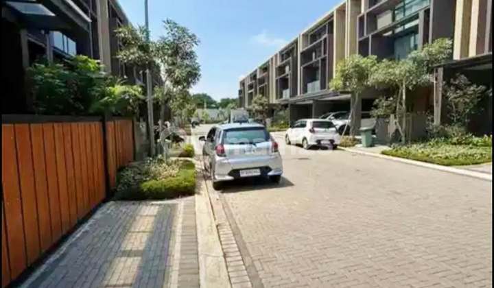 3-Story Luxury House In Kanade The Zora Bsd City Tangerang 2