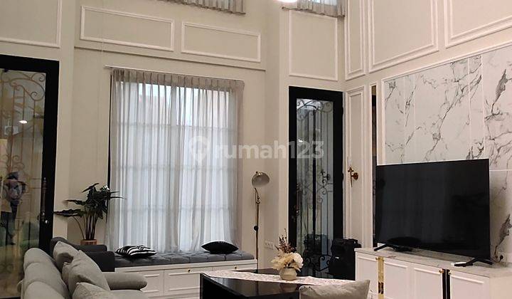 Rumah Mewah Semi Hook Ada Private Pool Di Foresta Bsd City Tangerang 1
