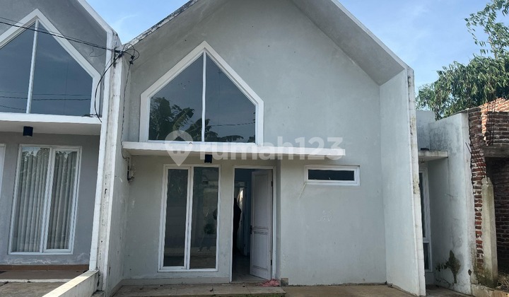 Murah!! Rumah Bagus dibawah Appraisal di Padalarang, Bandung