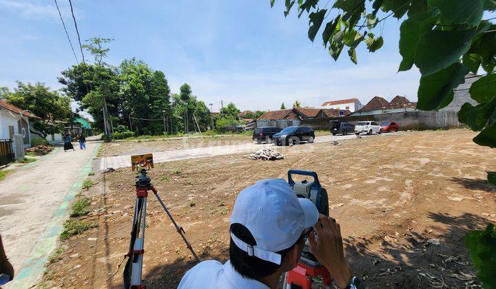 Dijual Tanah Luas di Blok O, Sleman Dekat JEC – Lokasi Ideal untuk Bisnis!	 1