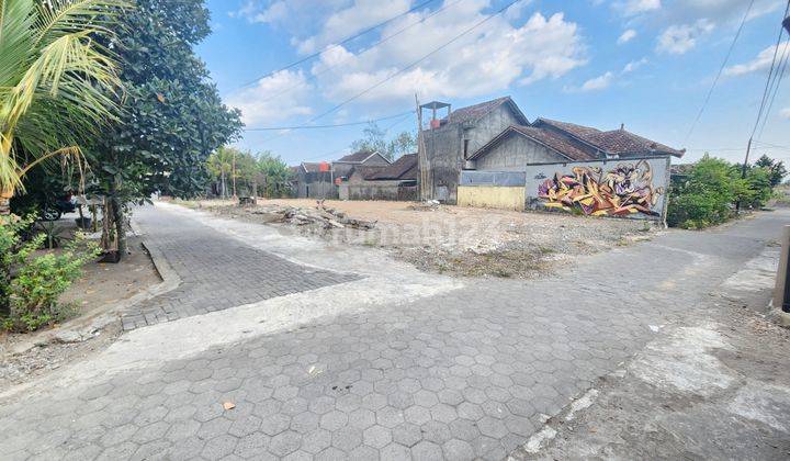 Tanah Murah Sleman, Dekat Pasar Gentan; 3 Jt-an TANAH Kaliurang - JOGJA Tanah Murah Sleman, Dekat Pasar Gentan; 3 Jt-an TANAH Kaliurang - JOGJA