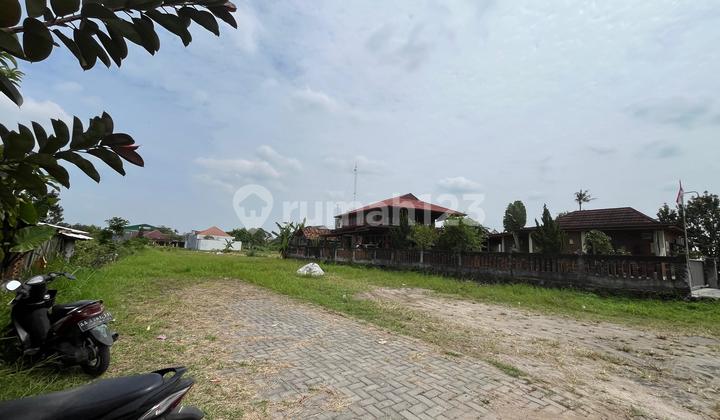 Dekat HYATT Tanah di Jl Damai SHM Pekarangan View Merapi Dekat HYATT Tanah di Jl Damai SHM Pekarangan View Merapi