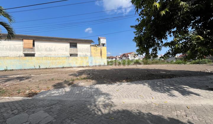 Pogung Land Suitable for Building a Boarding House Near UGM