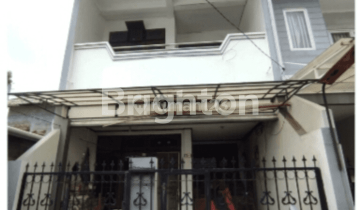 JUAL RUMAH TINGGAL CAKEP STRATEGIS DI PUSAT JAKARTA 1