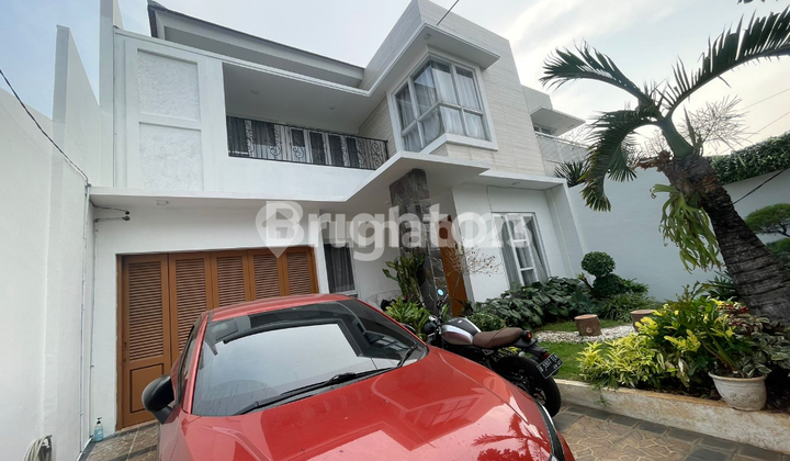 DIJUAL Rumah Bagus Cantik Mempesona, Adem  dan Asri, Mewah Exclusive