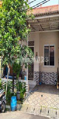 Rumah Cantik Dilingkungan Nyaman Di Taman Ubud Permata Timur