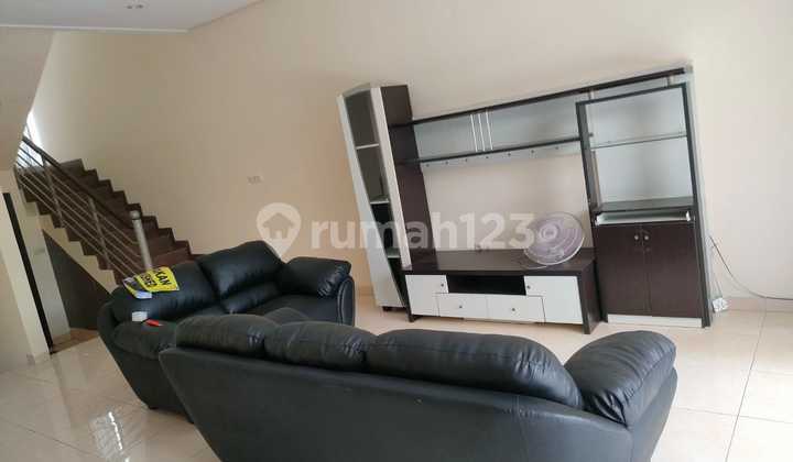 Dijual / Disewakan Rumah Siap Huni Di Taman Diponegoro 2