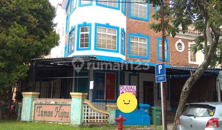 Ruko 3 Lantai Hook,kawasan Ramai Taman Hijau Diponegoro Lippo