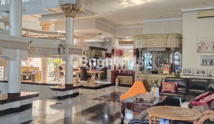 Classic and Beautiful Corner House in Sunter, North Jakarta 2