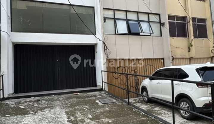 Ruko Strategis Daerah Fatmawati Jakarta Selatan