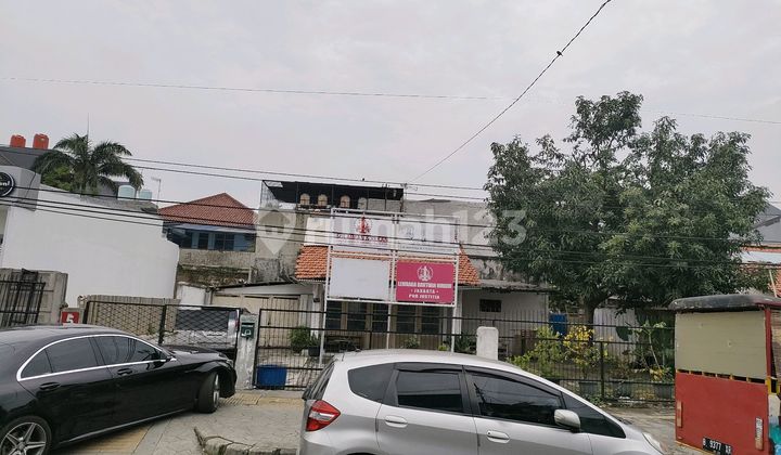 Tanah Bonus Bamgunan Cocok Buat Tempat Usaha, Tempat Olah Raga, Tempat Kost Daerah Muwardi Jakarta Barat