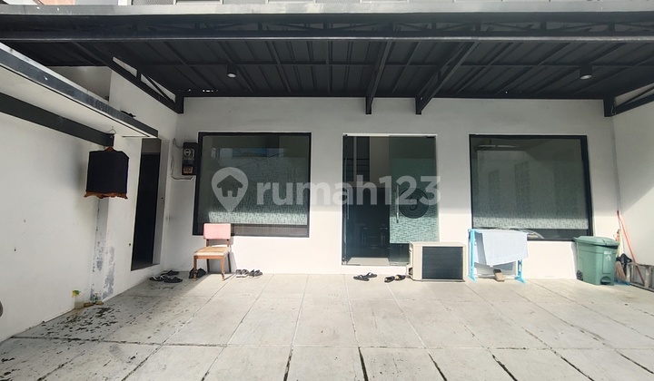 Tempat Usaha Siap Pakai Lokasi Strategis Dekat Blok M Plaza Jakarta Selatan Tempat Usaha Siap Pakai Lokasi Strategis Dekat Blok M Plaza Jakarta Selatan