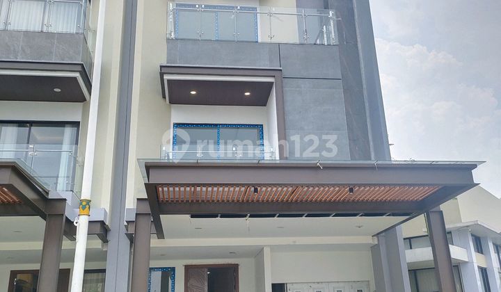 Hunian Prestisius New Cluster Aurelle Pondok Indah Town House Jakarta Selatan