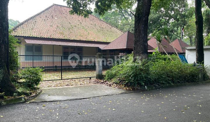 Rare Opportunity! House for Rent in the Cafe and Restaurant Area in Dago Wing, Bandung City