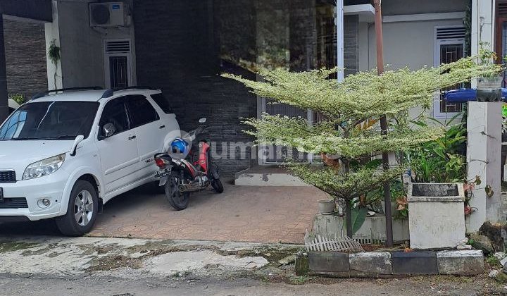 Nice House Ready to Live Semi-Furnished in Pasteur Area Bandung Nice House Ready to Live Semi-Furnished in Pasteur Area Bandung