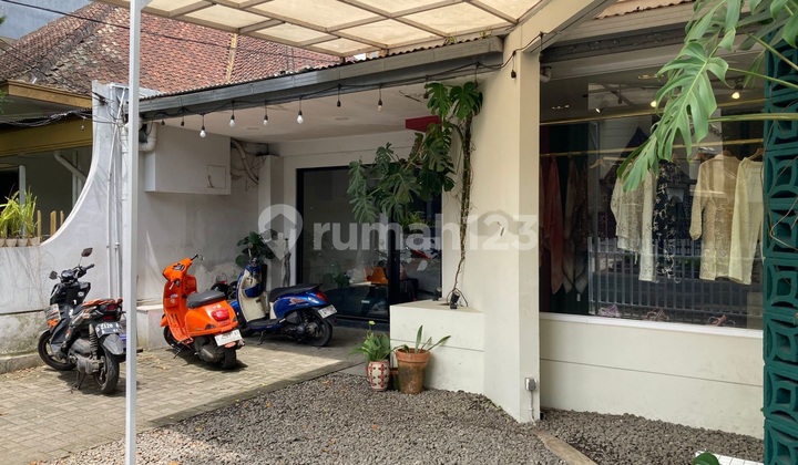 For Rent House in Sayap Riau Area Suitable for Office and 2