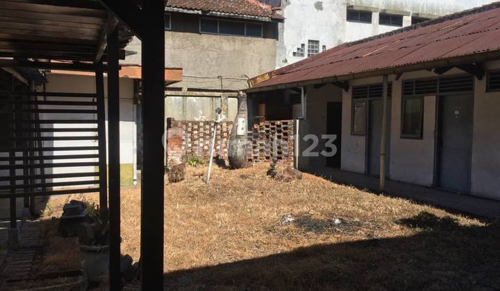 Rumah Belanda Di Sayap Jl. Riau Kota Bandung Dekat Taman Pramuka 2