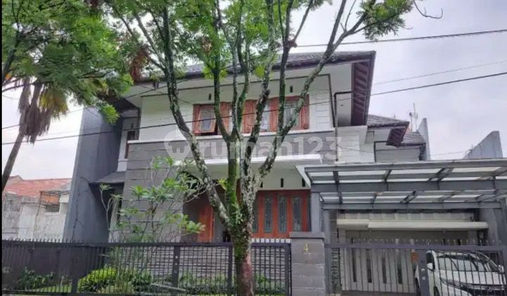 Rumah Bagus Di Salah Satu Cluster Komplek Batununggal Bandung