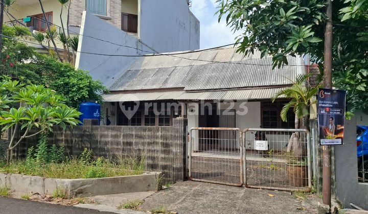 Rumah Lokasi Terbaik Dekat Stasiun Bojong Indah Cengkareng