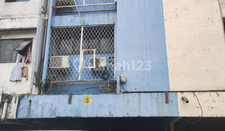 Strategic Shop House for Sale, Pangeran Jayakarta 141 2