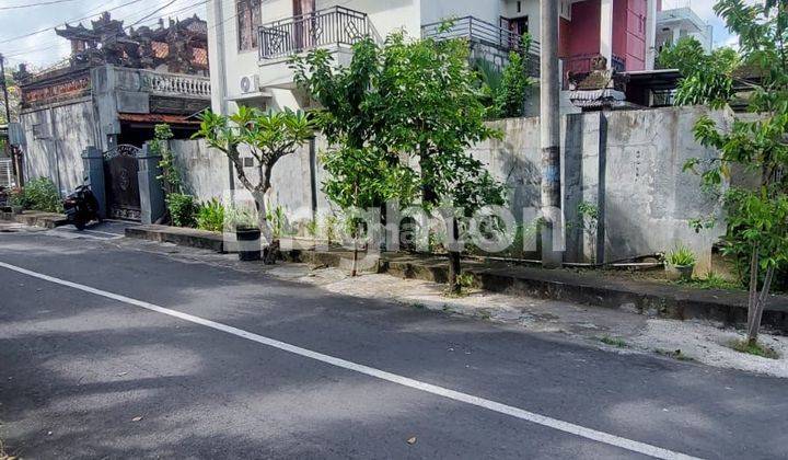 RUMAH DI GATOT SUBROTO TENGAH 1